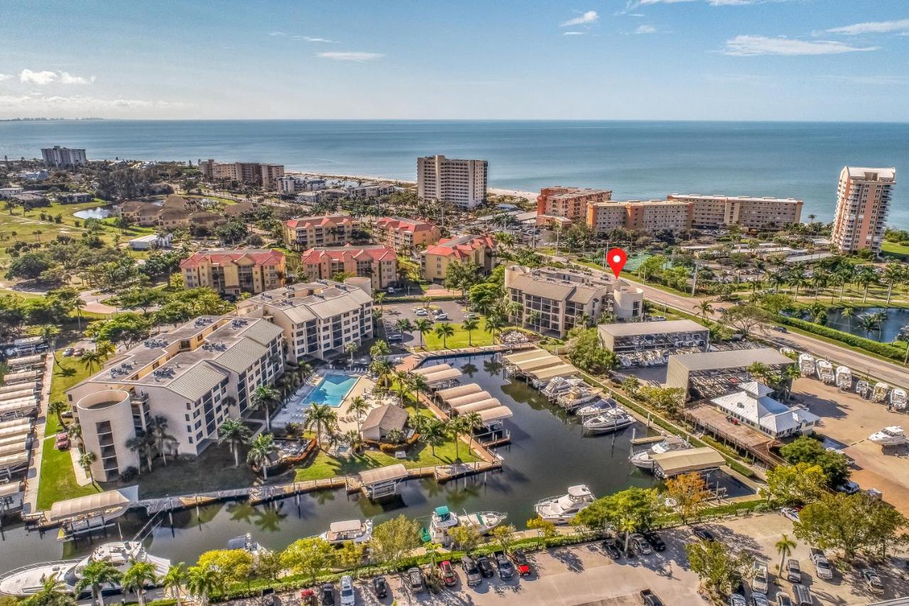 Ocean Breeze & Santa Maria Condos Fort Myers Beach Exterior foto