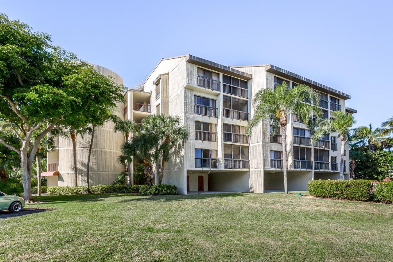 Ocean Breeze & Santa Maria Condos Fort Myers Beach Exterior foto